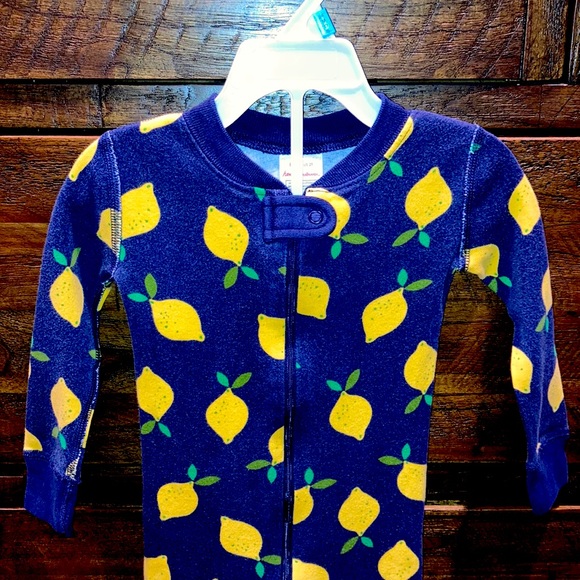 Hanna Zip Sleeper - Picture 1 of 5